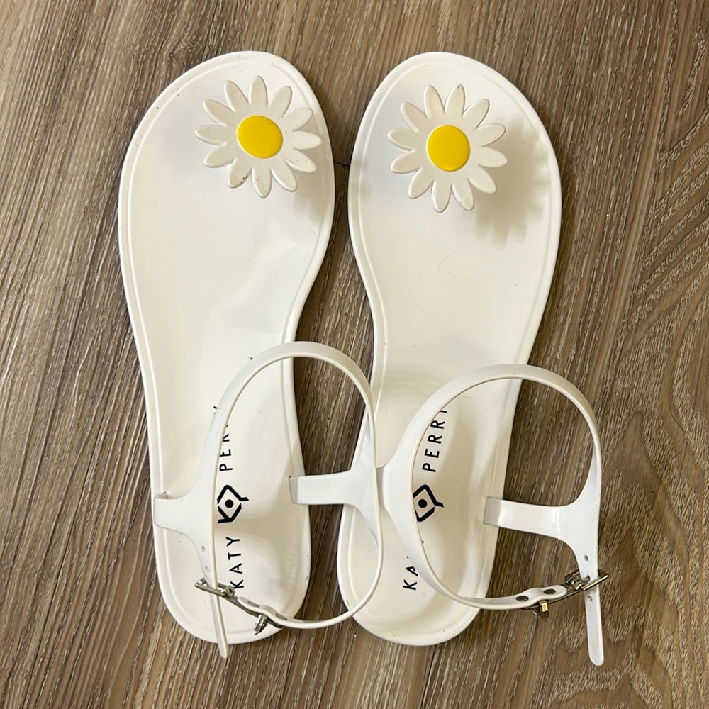 Katy Perry Daisy Jelly Sandals Sz 10